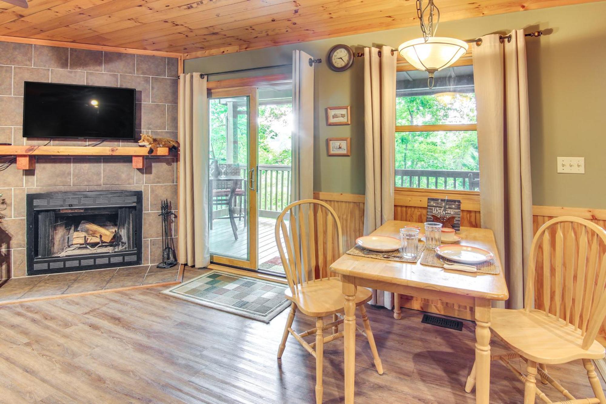 Charming Fox Den Cabin In Whittier With Hot Tub! Kültér fotó