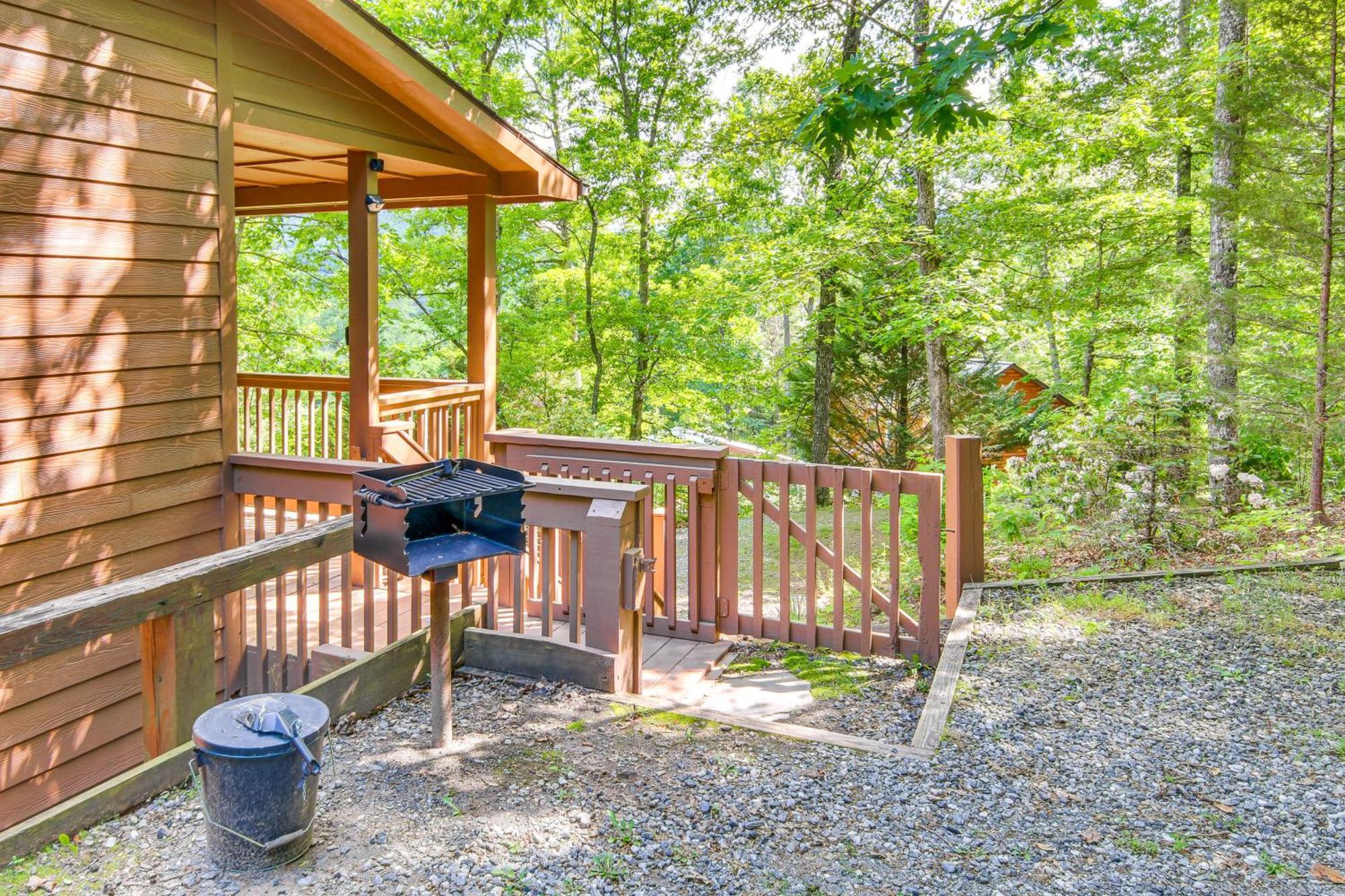 Charming Fox Den Cabin In Whittier With Hot Tub! Kültér fotó