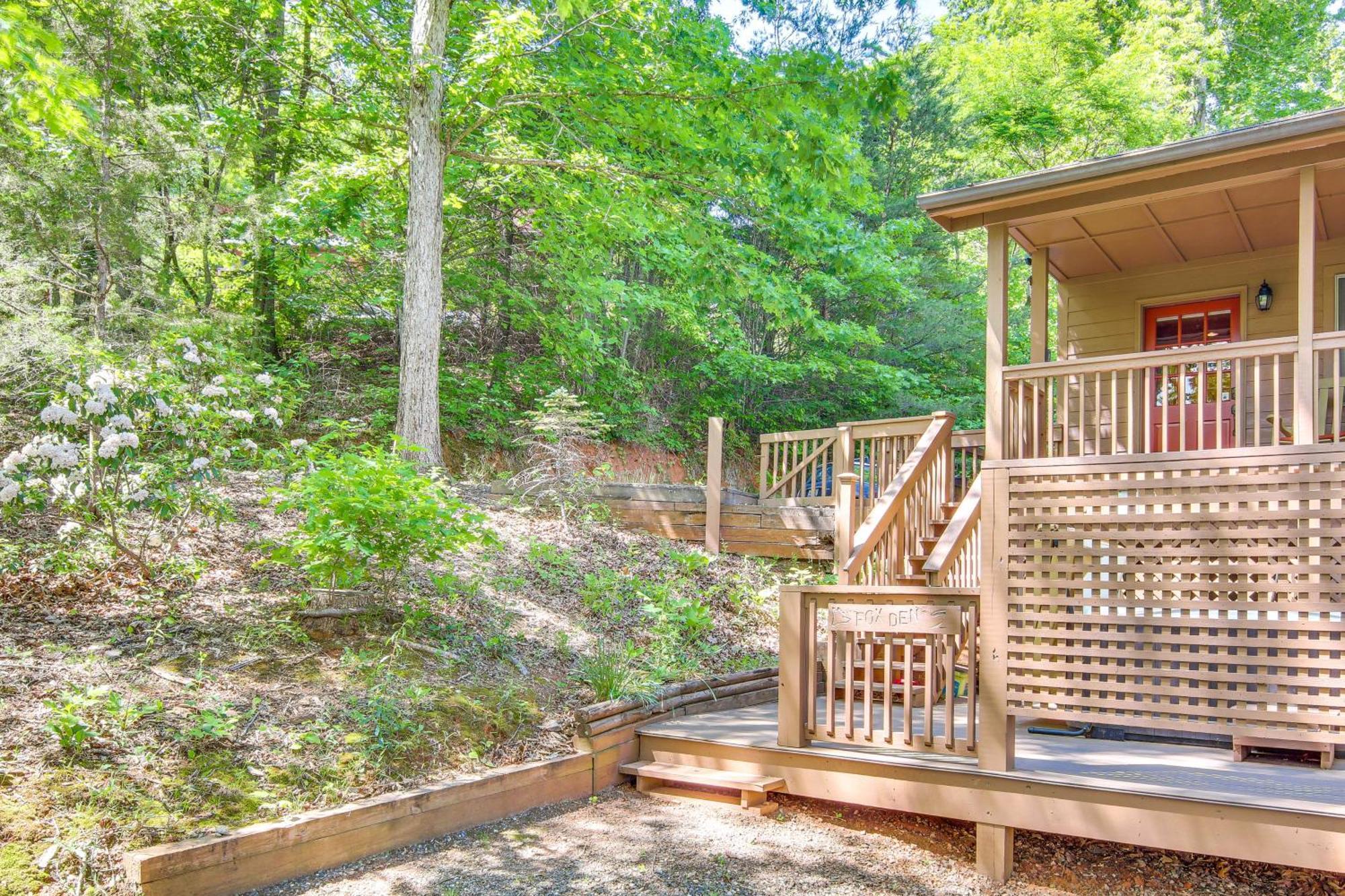 Charming Fox Den Cabin In Whittier With Hot Tub! Kültér fotó