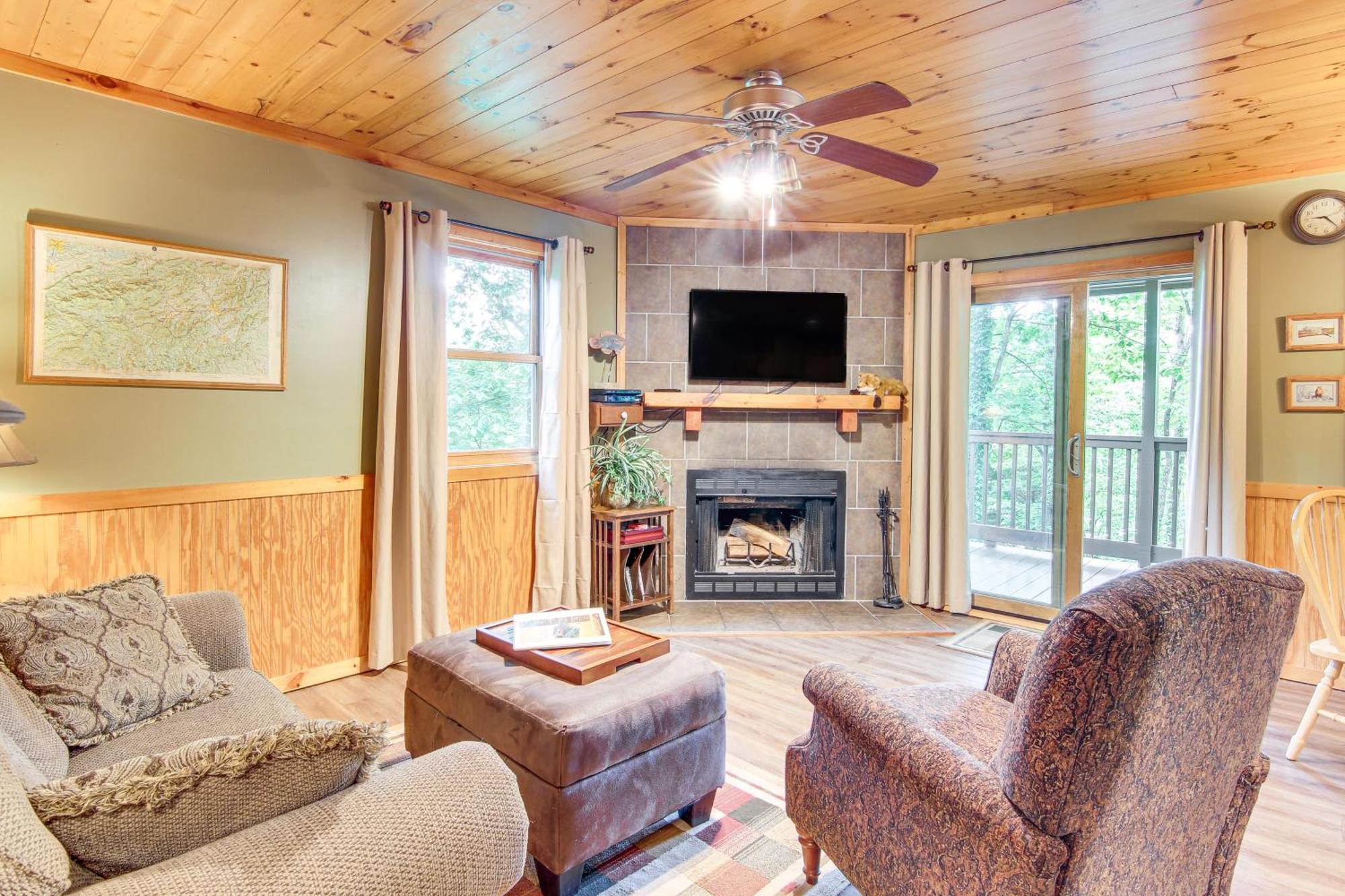 Charming Fox Den Cabin In Whittier With Hot Tub! Kültér fotó