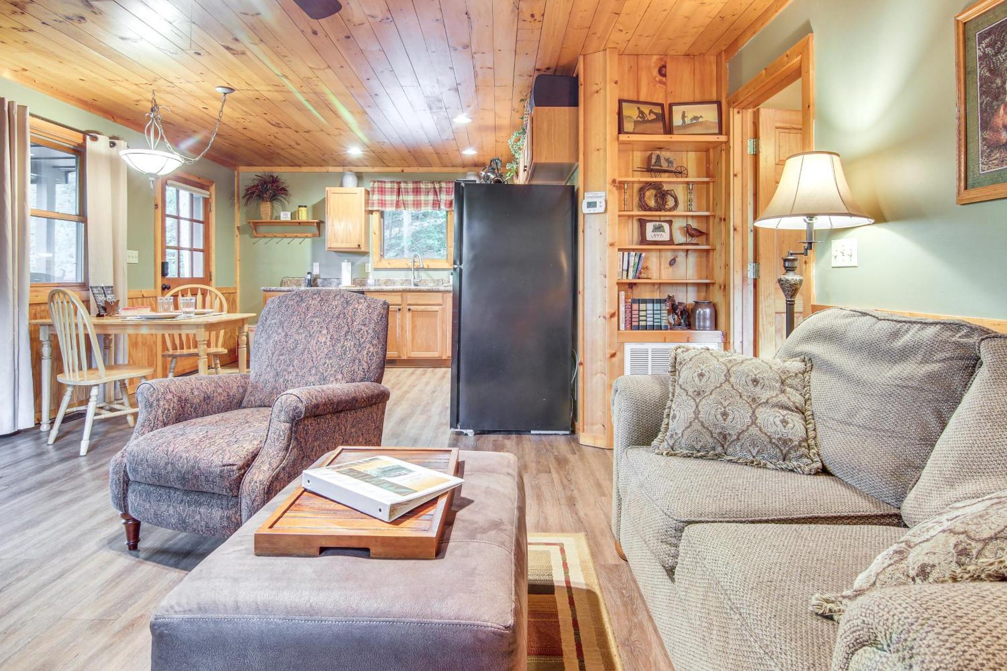 Charming Fox Den Cabin In Whittier With Hot Tub! Kültér fotó
